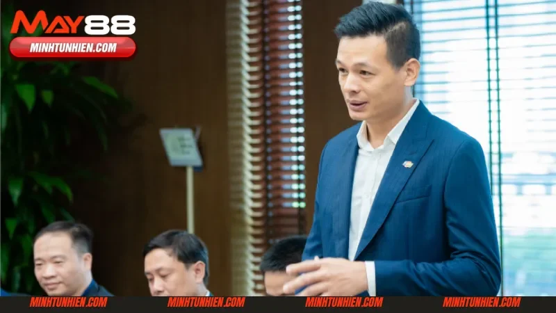 Câu chuyện bắt đầu của Nguyễn Xiên Khanh