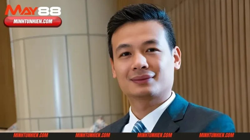 Tiểu sử Nguyễn Xiên Khanh